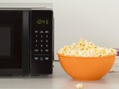 Der Verkaufshit von Amazon Basics - die sprachgesteuerte Mikrowelle