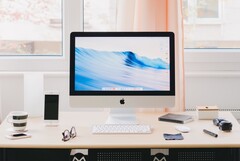 Es könnte noch eine Weile dauern, bis der 27 Zoll iMac einen Nachfolger mit ARM-SoC erhält. (Bild: Norbert Levajsics)