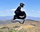 Das Airbike kann eine Geschwindigkeit von bis zu 102 Kilometern pro Stunde erreichen.  (Bildquelle: Screenshot des Volonaut Testvideos)