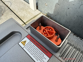 Anschluss am Zusatzakku