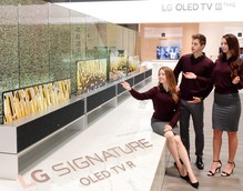 LG Signature OLED TV R Modell 65R9 mit einrollbarem Display.