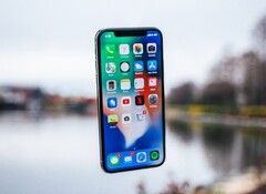 Apple soll ein brandneues iPhone-Design ohne Bildschirmränder entwickeln. (Bild: Neil Soni)