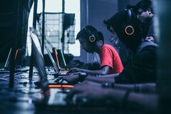 Facebook holt beim Videospiel-Streaming massiv auf. (Bild: Fredrick Tendong, Unsplash)