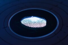Einem neuen Bericht zufolge soll Apple doch daran arbeiten, Touch ID in das Display des nächsten iPhone zu integrieren. (Bild: George Prentzas, Unsplash)