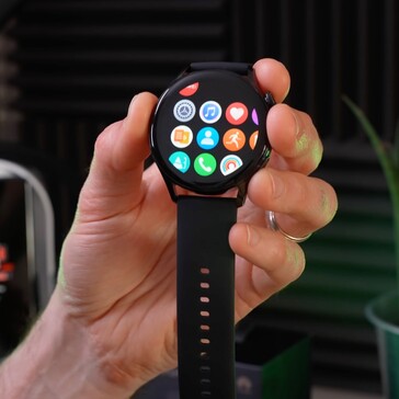 Der Homescreen der Huawei Watch 3. (Bild: Tech Spurt, YouTube)