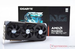 AMD soll bald eine günstigere Alternative zur Radeon RX 9070 auf den Markt bringen. (Bildquelle: Notebookcheck)