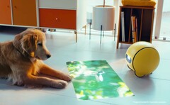 Samsung Ballie kann Videos an Boden und Wand projizieren. (Bild: Samsung)