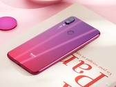 Einer der attraktiven Farbverläufe, die Xiaomi im Redmi 7 verwenden wird.