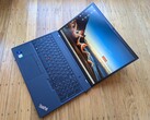 Lenovo ThinkPad T16 Gen 1 Core i7 Laptop im Test: Leise auf Kosten der Leistung
