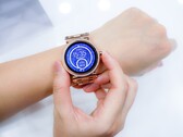 Googles Smartwatch-Betriebssystem erhält bald ein umassendes Upgrade, das aber nur für wenige Uhren kommt. (Bild: Namair)
