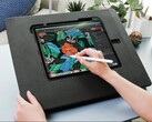 Das Darkboard soll es angenehmer machen, auf einem iPad zu zeichnen. (Bild: Astropad)