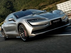 BYD Yangwang U7: Elektro-Supersportwagen mit 1.306 PS katapultiert sich in 2 Sekunden auf 100 km/h. Höchstgeschwindigkeit über 300 km/h (Bild: BYD).