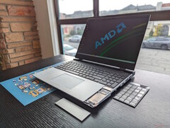 Der modulare Framework Laptop 16 kann auch mit externen Grafikkarten genutzt werden (Bildquelle: Allen Ngo, Notebookcheck)