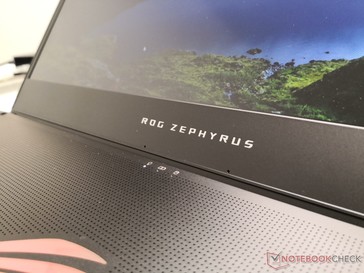 Asus hat komplett auf eine integrierte Webcam verzichtet