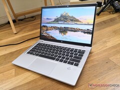 HP EliteBook 830 G7 beeindruckt in fast allen Aspekten - nur einem nicht