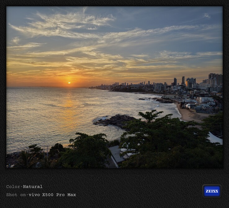 Gerade rechtzeitig zum Sonnernuntergang in Salvador angekommen.