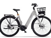 Das Ambassador 4 ist ein alltagstaugliches Fahrrad mit Mittelmotor (Bildquelle: Ecoride)