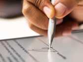 Der MSI Pen 2 setzt auf eine Graphit-Spitze, die auf Papier schreibt, die aber auch Touchscreens bedienen kann. (Bild: MSI)