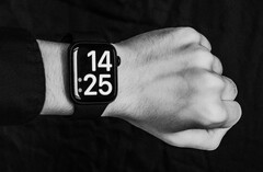 Die Apple Watch soll künftig eine Kamera für AI-Features erhalten. (Bildquelle: Klim Musalimov)
