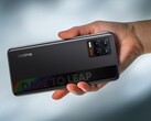 Das Realme 8 4G bietet eine schicke Rückseite mit zwei Farbtönen. (Bild: Realme)