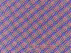 Das matte OLED-Panel ist leider nicht ganz so brillant wie spiegelnde OLED-Panels.