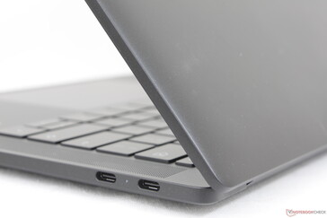 Leicht aufgeraute Oberflächen verbergen Fingerabdrücke gut