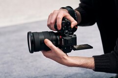 Die Sony A7r VI setzt auf einen brandneuen 66,8 MP Vollformat-Sensor.