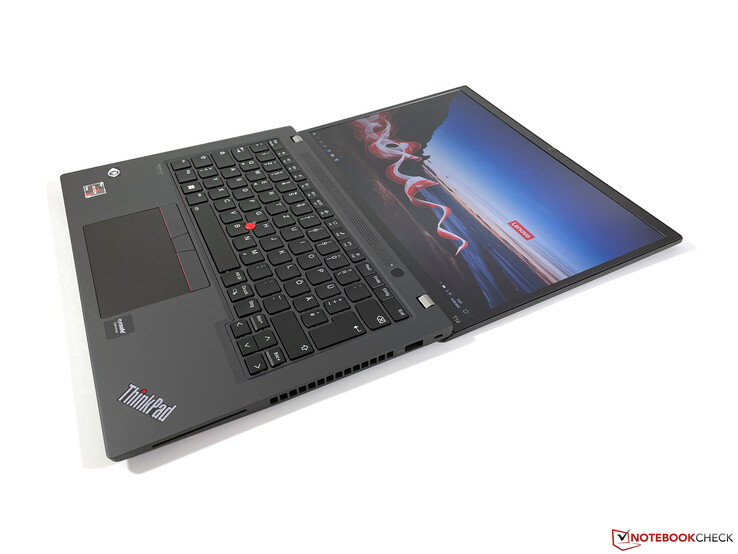 Gutes Angebot: ThinkPad T14 G3 Intel in Lenovos Black Week um 30% auf unter 1.200 Euro reduziert