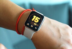 Die Apple Watch Series 8 erhält unter Umständen einen Sensor zur Messung der Körpertemperatur. (Bild: Onur Binay)