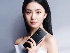 Das ZTE Axon 30 soll gleich drei hochauflösende Kameras besitzen, neben einer Tele-Kamera mit Periskop-Zoom. (Bild: ZTE)