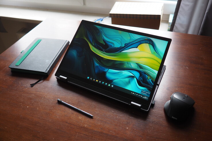 Acer Aspire Spin 14 ASP14-52MTN (Bild: Florian Glaser)