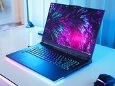18-Zoll-Gamer Asus Strix G18 mit RTX 4070, 32 GB RAM und 1 TB SSD bleibt leise und ist zum Bestpreis bei Notebooksbilliger erhältlich (Bild: Alex Wätzel)