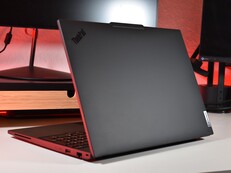 Das Lenovo ThinkPad P16s Gen 4 AMD (Bildquelle: Benjamin Herzig)