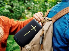 Ultimate Ears packt 20 Stunden Akkulaufzeit und 85 dB lauten Sound in einen Bluetooth-Lautsprecher. (Bild: Ultimate Ears)