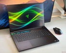 GeForce RTX 5090, Core Ultra 9, 32 GB RAM, 2-TB-SSD, 4k-Display: Razer Blade 18 (2026).