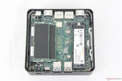 Der Cubi NUC 3MG gehört zu den kleinsten Mini-PCs mit Unterstützung für bis zu 128GB Arbeitsspeicher