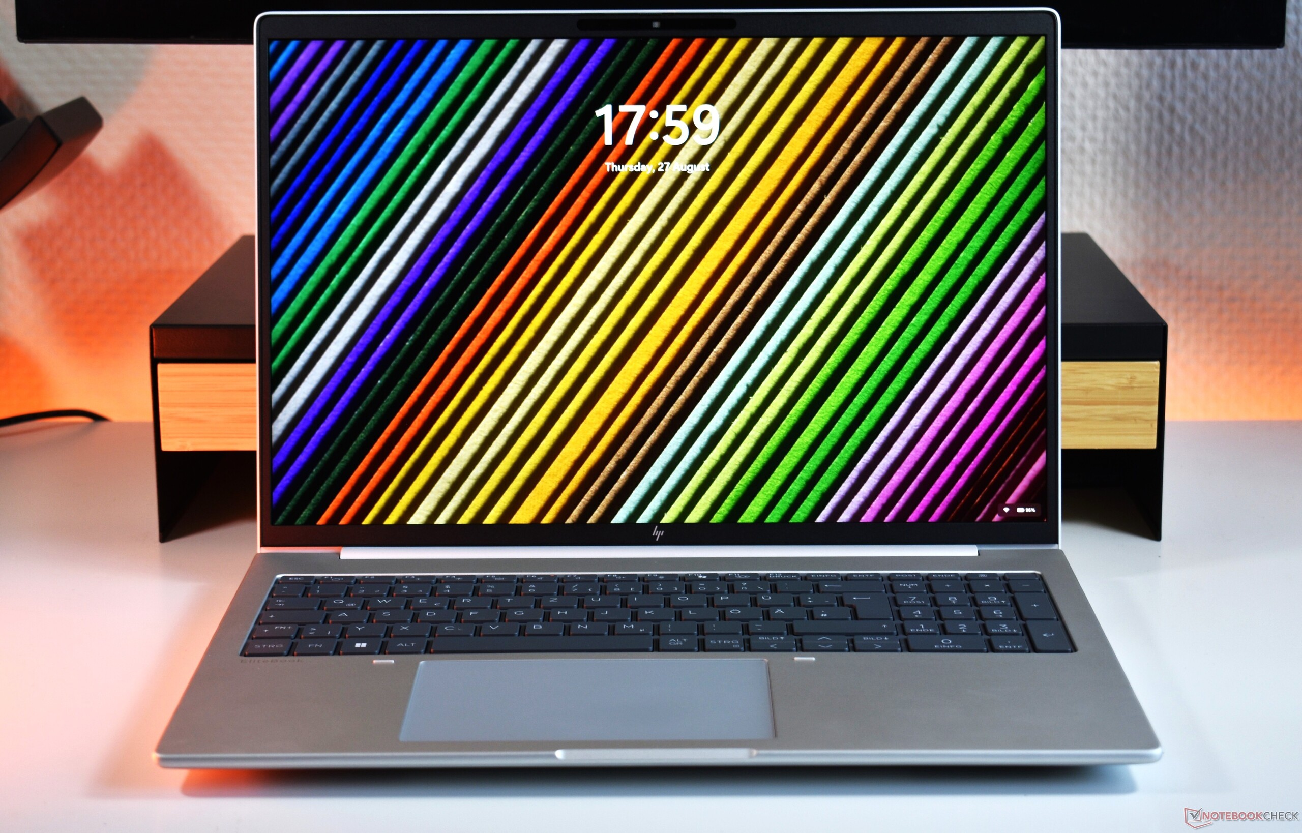 Das HP EliteBook 8 G2a 16