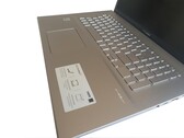 Asus VivoBook 17 F712JA Laptop mit FullHD-IPS und Passivkühlung