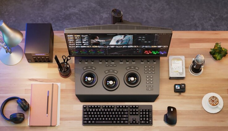 PD2706UA: Der Standfuß erlaubt die flexible Ausrichtung