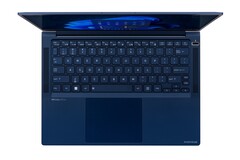 Das Dynabook Portégé X40L-K setzt auf ein blaues Metallgehäuse, das nur knapp ein Kilogramm wiegt. (Bild: Dynabook)