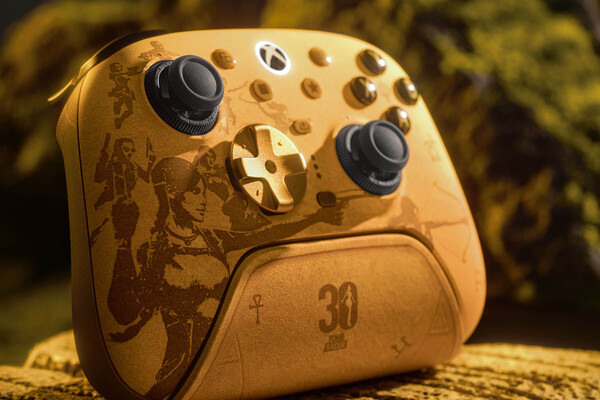 8BitDo Ultimate 3 Controller for XBOX - Tomb Raider 30th Anniversary Edition.