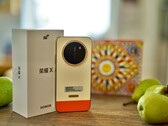 Honor stattet das X80 Pro Max mit nur einer Kamera an der Rückseite aus, aber Akku und Bildschirm gleichen das locker aus.