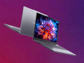 Lenovo verkauft das IdeaPad Slim 3 derzeit in den Farbvarianten Cosmic Blue und Luna Grey