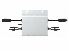 Wechselrichter für Balkonkraftwerke mit bis zu zwei Solarmodulen (Bild: Hoymiles)