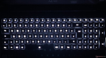 Aero 15 OLED XC - Tastaturbeleuchtung