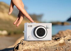 Die Lenovo C55 besitzt einen hochauflösenden, aber auch sehr kleinen CMOS-Sensor. (Bildquelle: Lenovo)