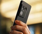 Das Sony Xperia 1 VIII wird mit einem AI Kamera-Assistenten beworben, der schon in der Werbung nicht überzeugt.