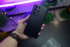 Samsung bessert nach: Das 120 Hz Display der Galaxy S21-Serie läuft endlich wieder (fast) so wie es soll. (Bild: Anh Nhat)