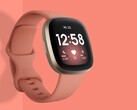 Fitbit spendiert zwei seiner spannendsten Smartwatches neue Features per Software-Update. (Bild: Fitbit)