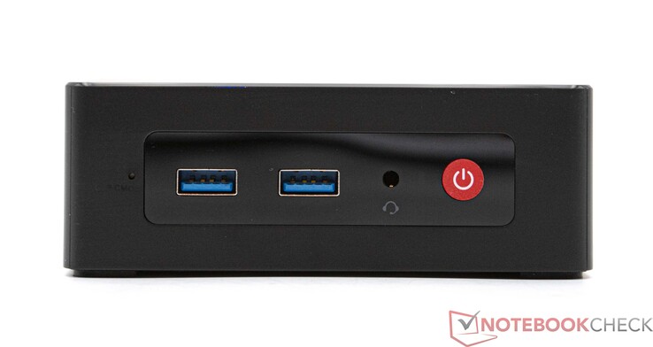 Vorderseite: 2x USB 3.2 Gen2 (10 Gbps), 3,5mm Audio/Mic (Combo)